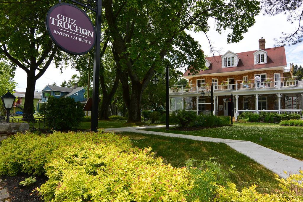 Chez Truchon Bistro-Auberge La Malbaie Ngoại thất bức ảnh